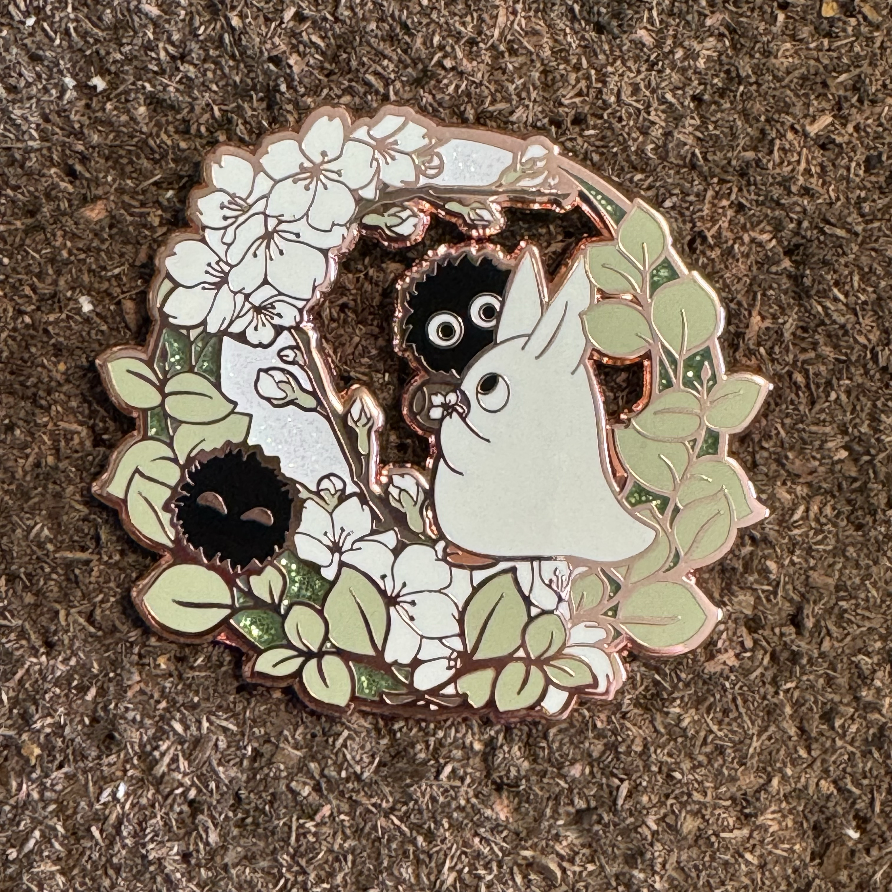 Flowering Song - White Totoro & Soots Wreath - Patreon Pin Dec '24