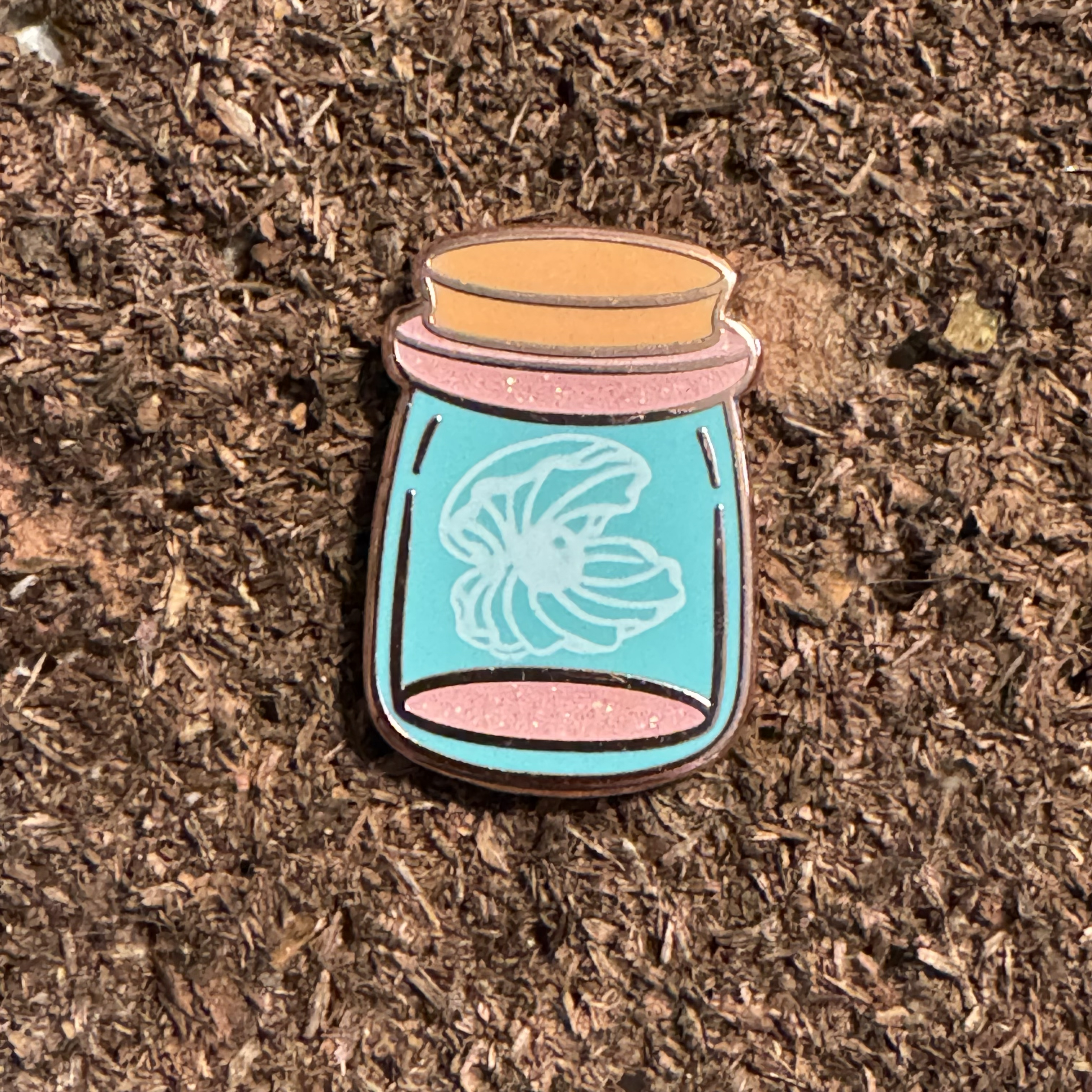 Dream Jar - Shell - Patreon Pin Jan '24